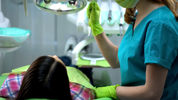 What Can A Dentist Do For A Broken Tooth?