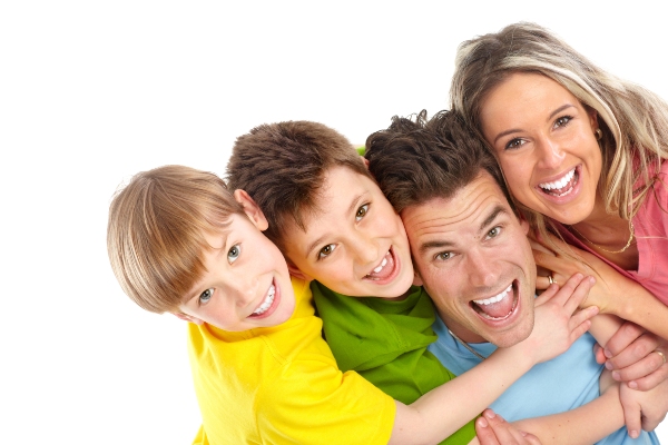 The Importance Of Visiting A Family Dentist For All Ages